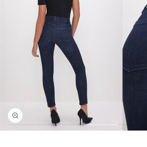 Good American Good Leg Skinny Jeans